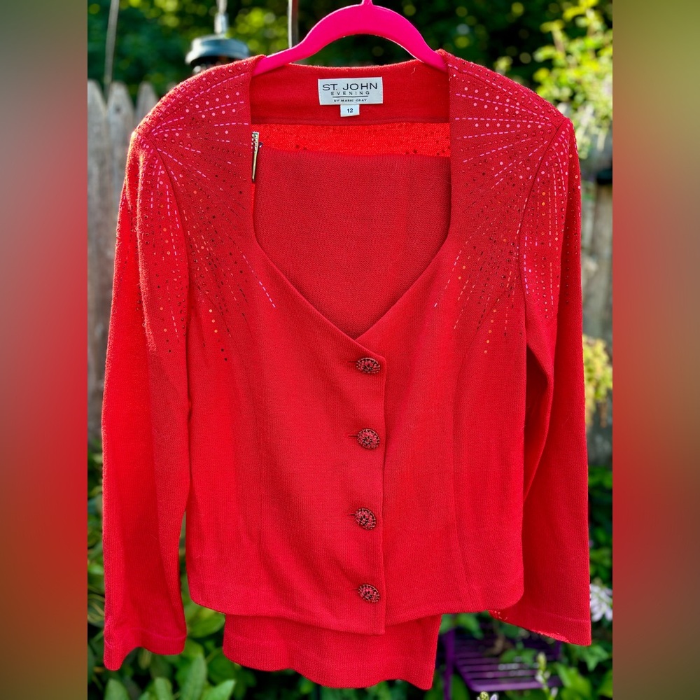 St. John Marie Gray Evening Skirt Suit Knit Red Paillettes Vintage Sz 12